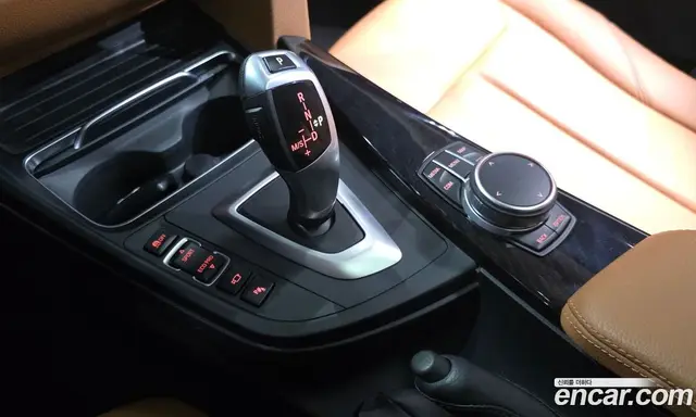 BMW 3 серия 2018 2.0 автомат (гидро), миниатюра 9