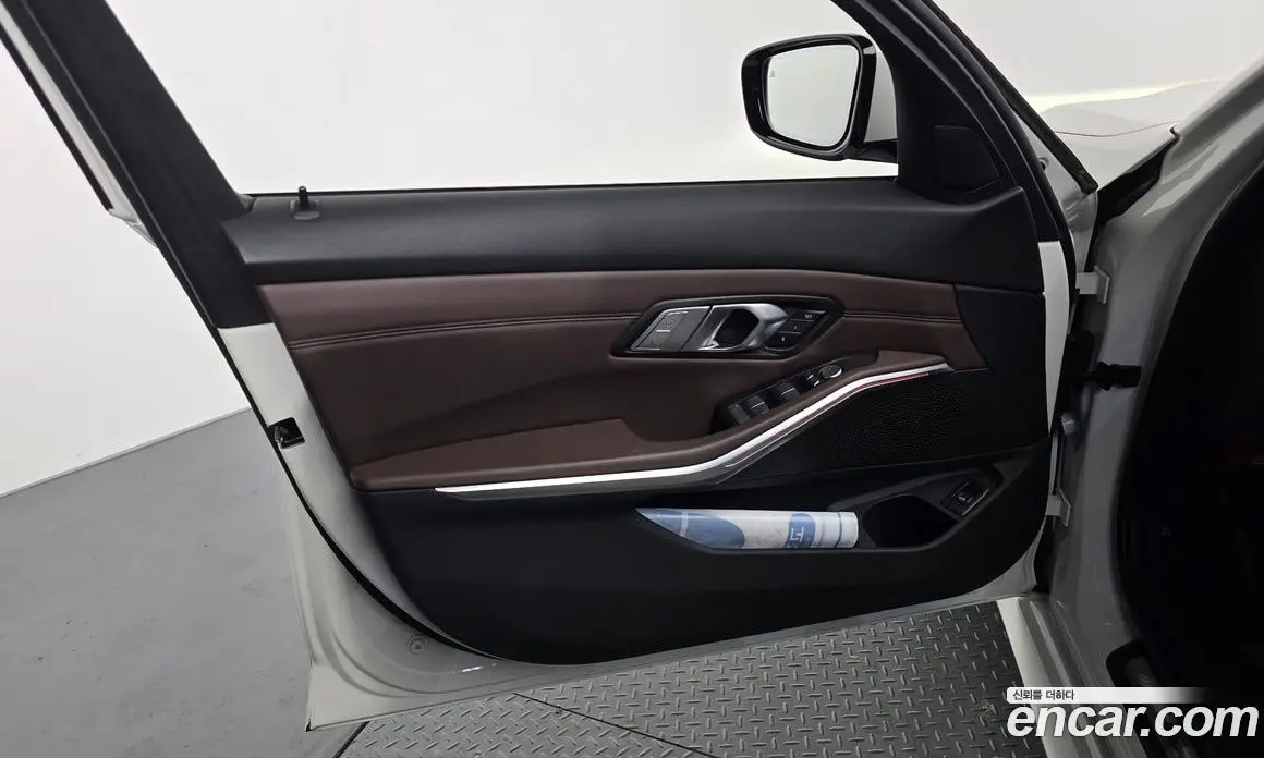 BMW 3 серия 2022 2.0 автомат (гидро), фото 14