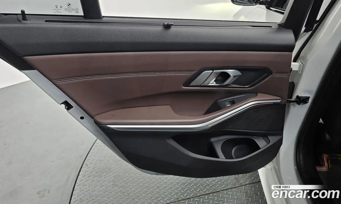 BMW 3 серия 2022 2.0 автомат (гидро), фото 15