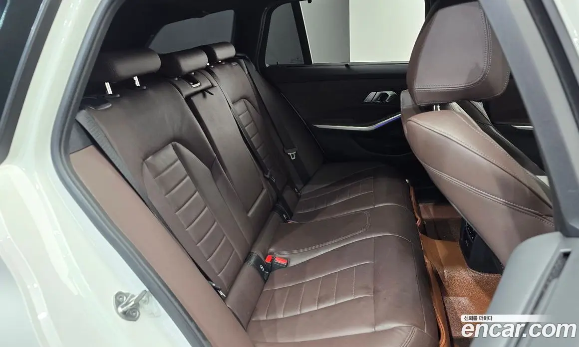 BMW 3 серия 2022 2.0 автомат (гидро), фото 17