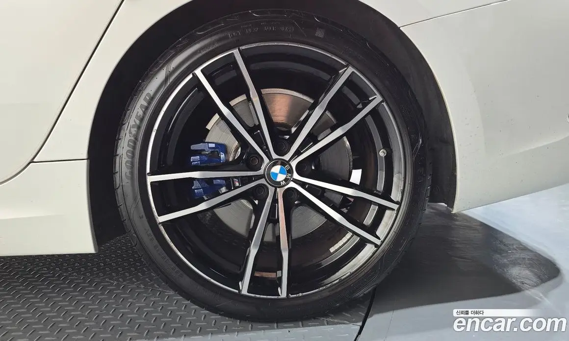 BMW 3 серия 2022 2.0 автомат (гидро), фото 7