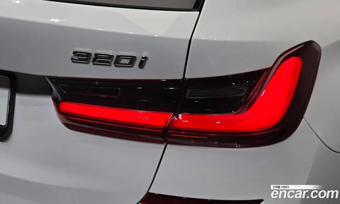 BMW 3 серия 2022 2.0 автомат (гидро), фото 9