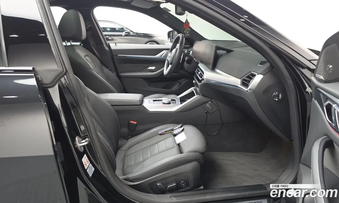 BMW 4 серия 2024 2.0 автомат (гидро), фото 15