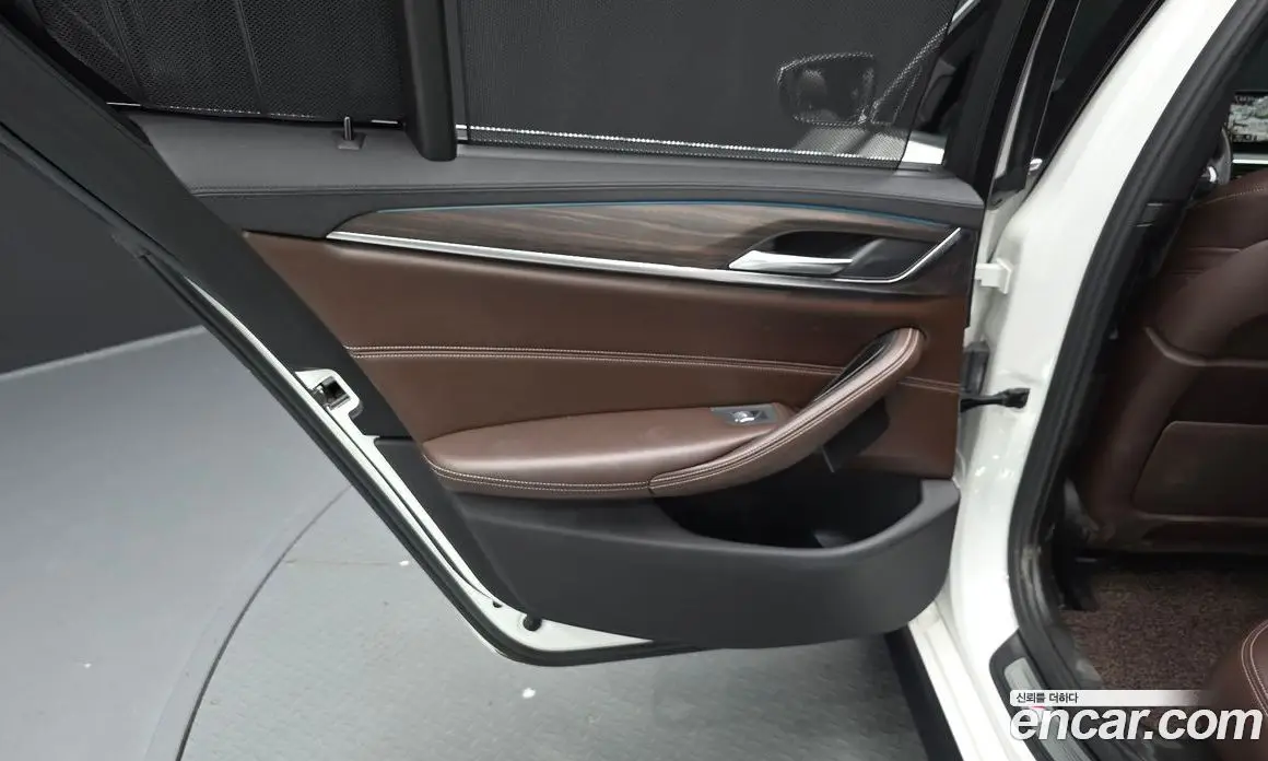 BMW 5 серия 2018 2.0 автомат (гидро), фото 14