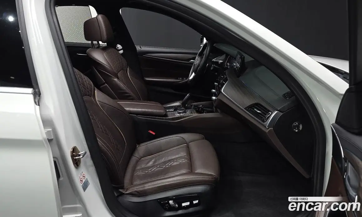 BMW 5 серия 2018 2.0 автомат (гидро), фото 17