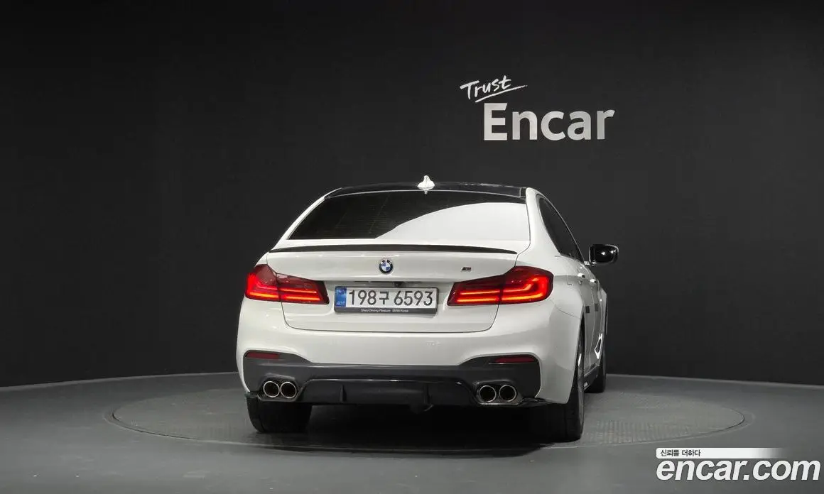 BMW 5 серия 2018 2.0 автомат (гидро), фото 3