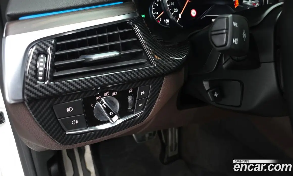 BMW 5 серия 2018 2.0 автомат (гидро), фото 26