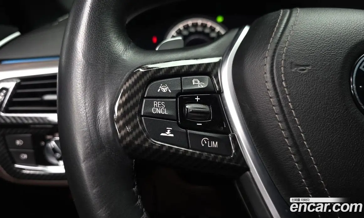 BMW 5 серия 2018 2.0 автомат (гидро), фото 35