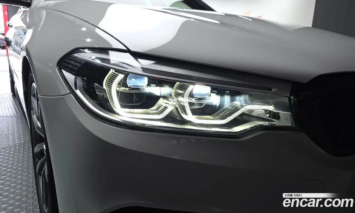 BMW 5 серия 2018 2.0 автомат (гидро), фото 7