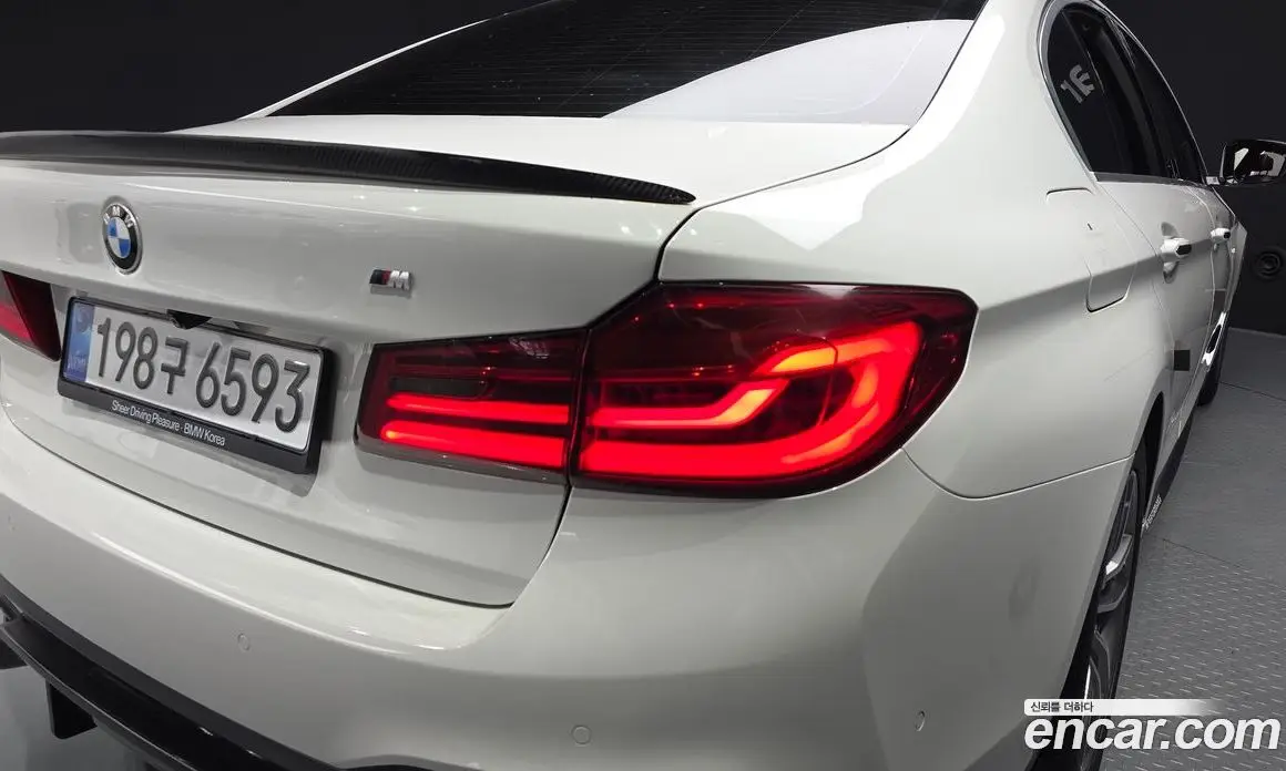 BMW 5 серия 2018 2.0 автомат (гидро), фото 8