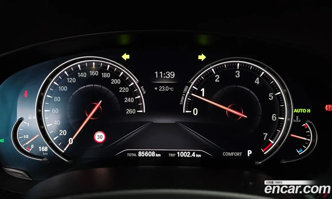 BMW 5 серия 2018 2.0 автомат (гидро), фото 10