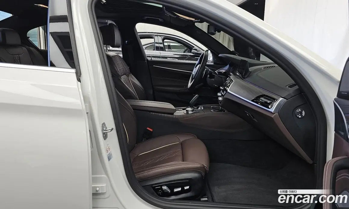 BMW 5 серия 2020 2.0 автомат (гидро), фото 17