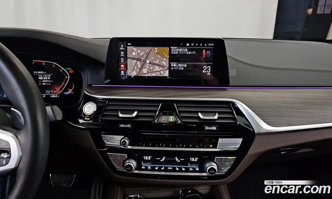 BMW 5 серия 2020 2.0 автомат (гидро), фото 20