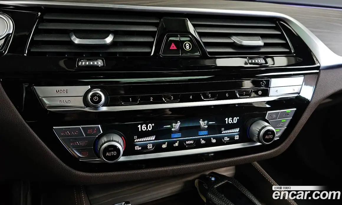 BMW 5 серия 2020 2.0 автомат (гидро), фото 35