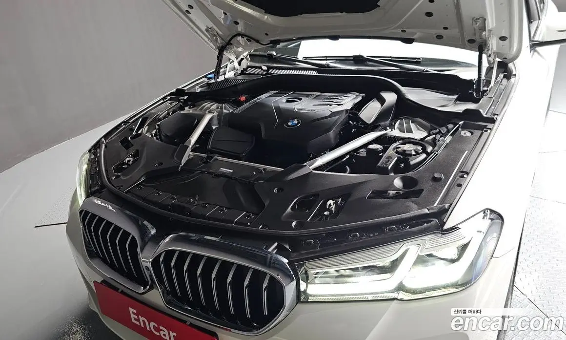 BMW 5 серия 2023 2.0 автомат (гидро), фото 6