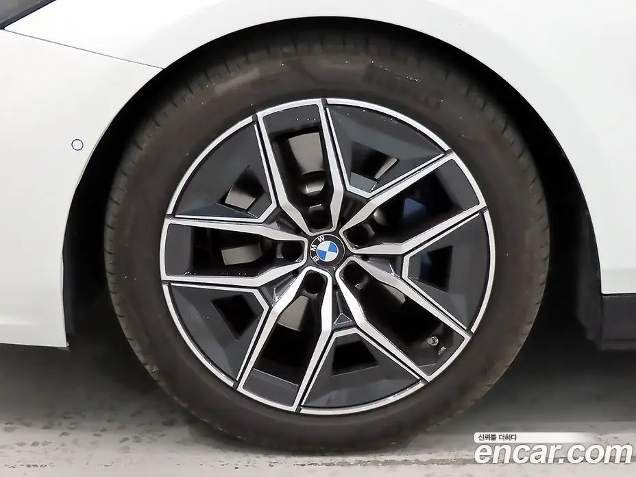 BMW 5 серия 2024 2.0 автомат (гидро), фото 20
