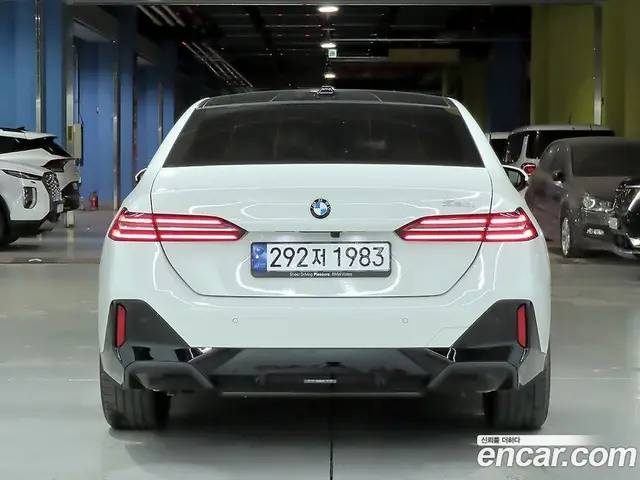 BMW 5 серия 2024 2.0 автомат (гидро), миниатюра 3