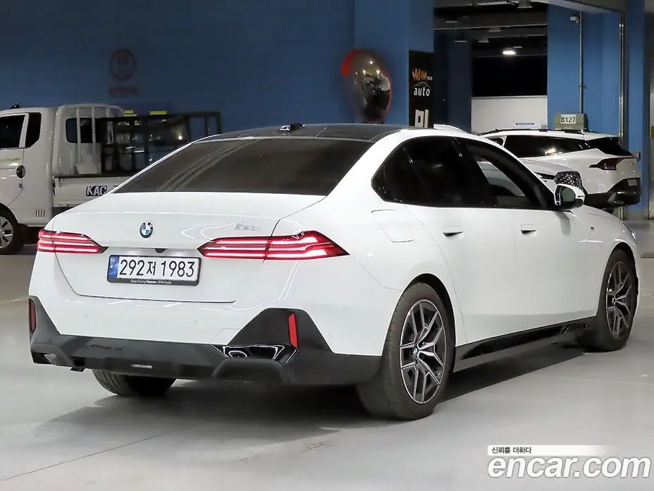 BMW 5 серия 2024 2.0 автомат (гидро), фото 4