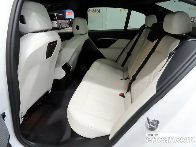 BMW 5 серия 2024 2.0 автомат (гидро), миниатюра 7