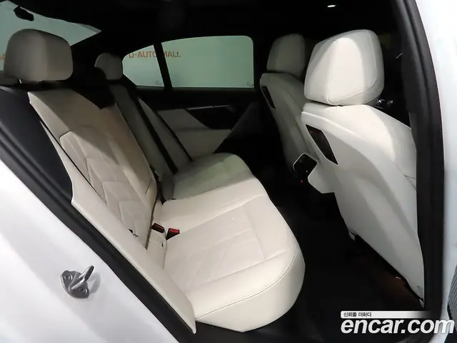 BMW 5 серия 2024 2.0 автомат (гидро), миниатюра 9