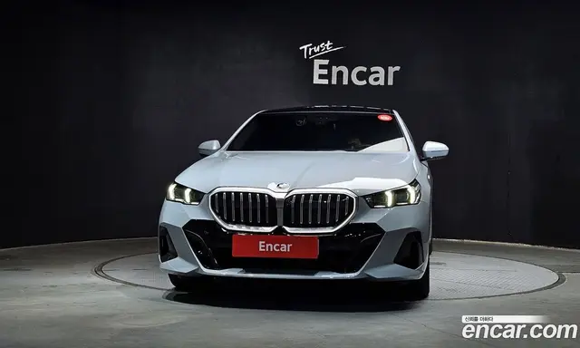 BMW 5 серия 2024 2.0 автомат (гидро), миниатюра 3