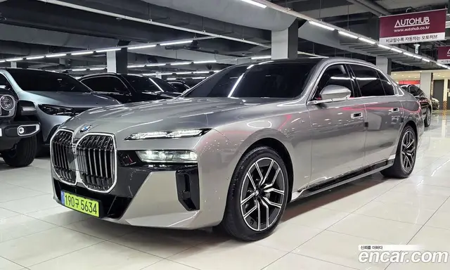 BMW 7 серия 2024 3.0 автомат (гидро), миниатюра 3