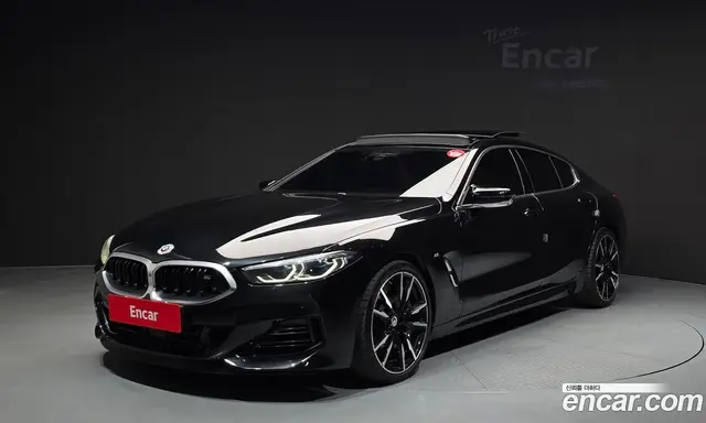 BMW 8 серия, 2022, 72 800 км