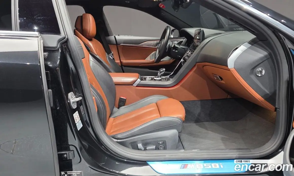 BMW 8 серия 2022 4.4 автомат (гидро), фото 16
