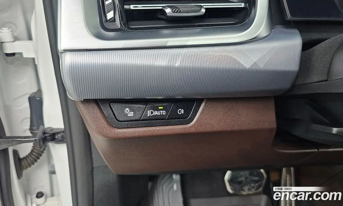 BMW X1 2025 2.0 автомат (гидро), фото 29