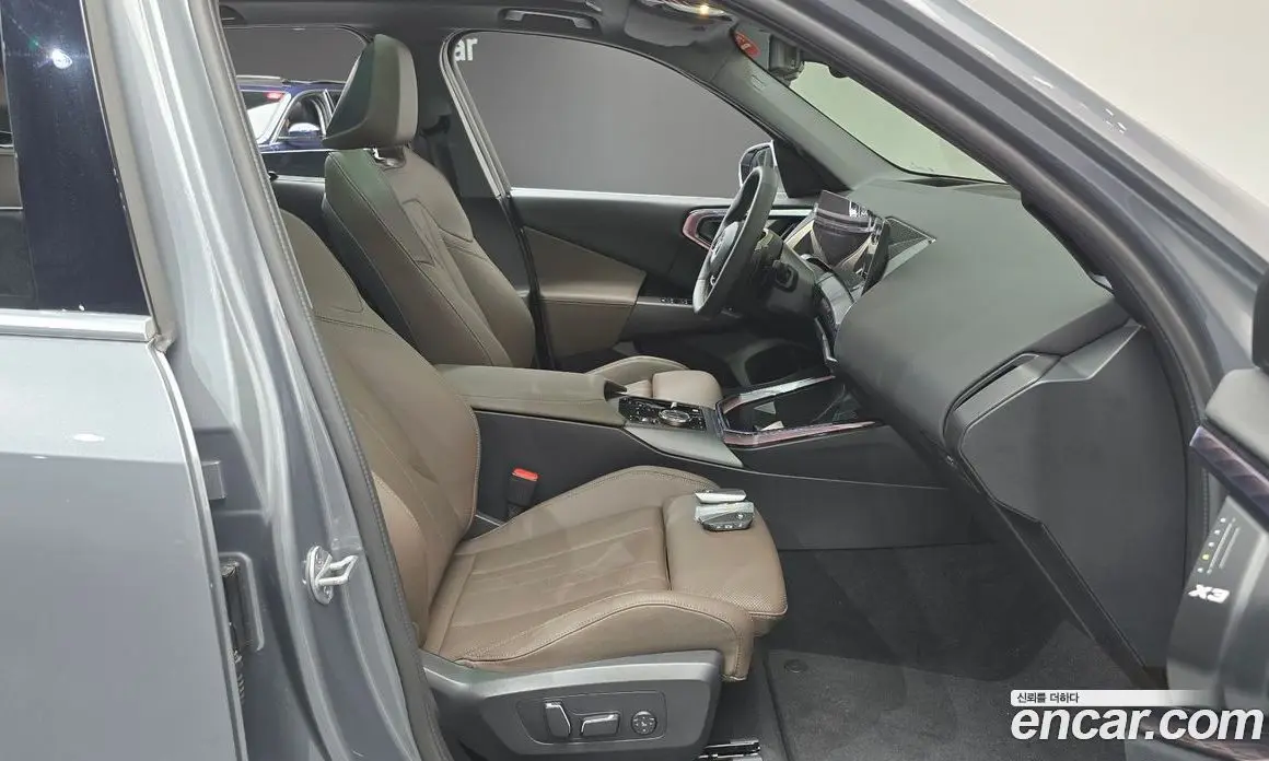 BMW X3 2025 2.0 автомат (гидро), фото 16