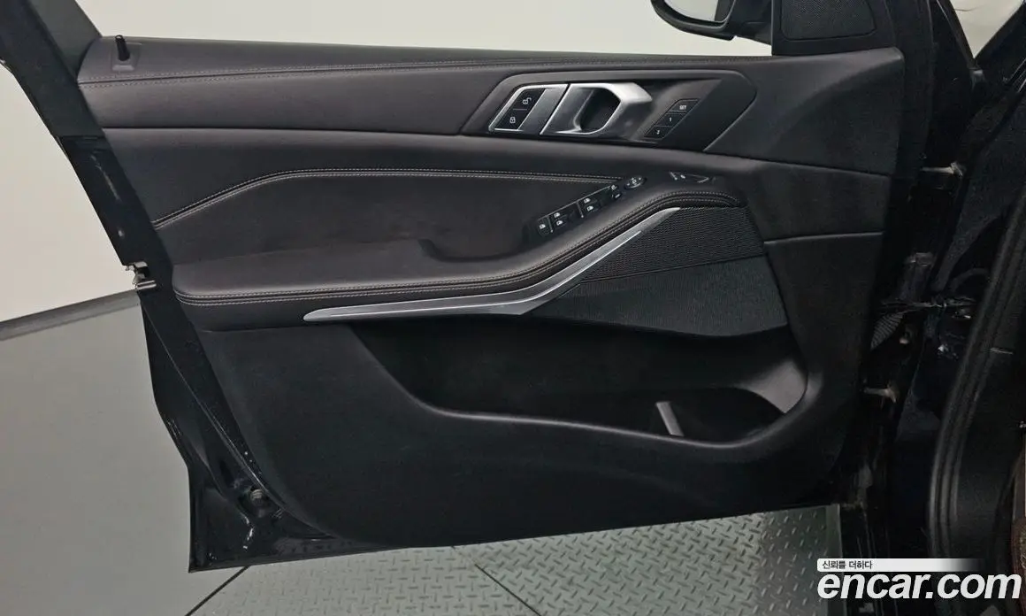 BMW X5 2022 3.0 автомат (гидро), фото 13