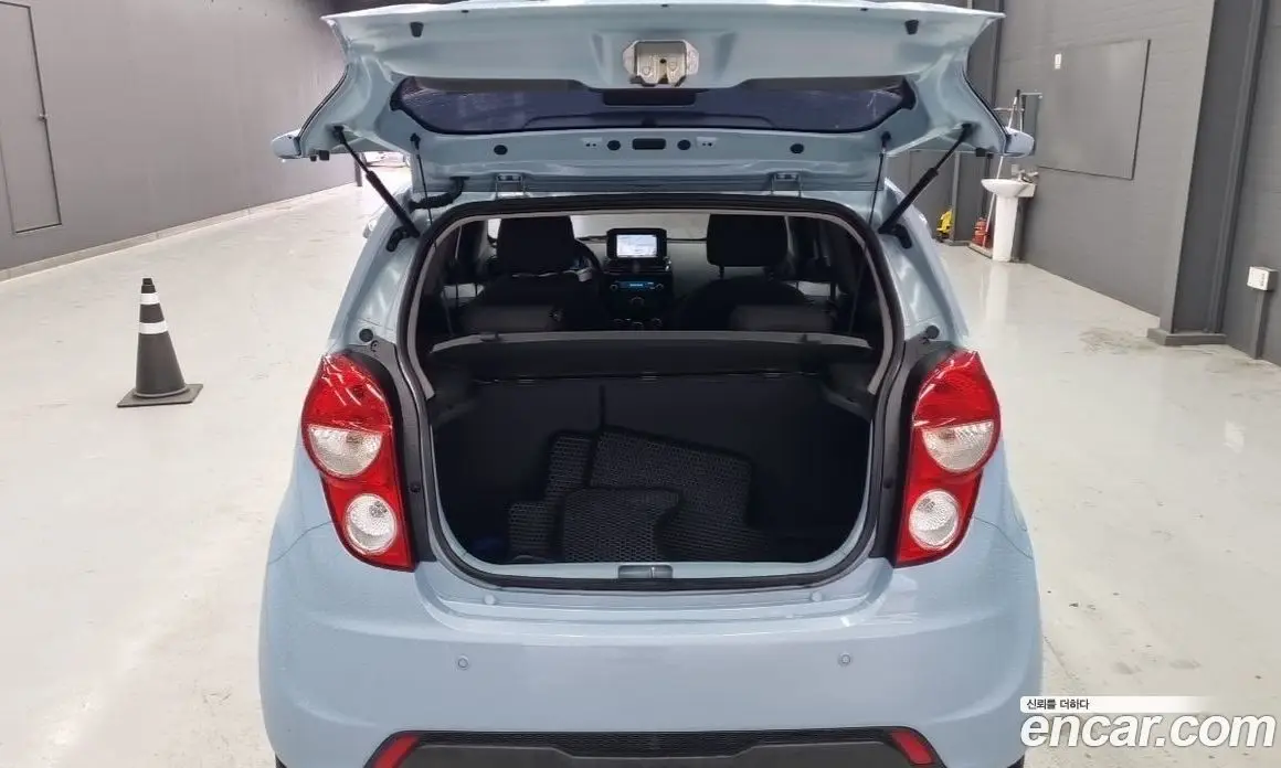 Chevrolet Spark 2014 1.0 автомат (гидро), фото 16