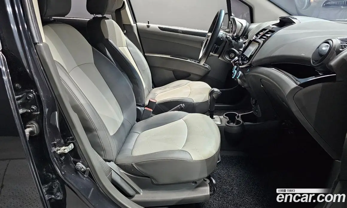 Chevrolet Spark 2015 1.0 автомат (гидро), фото 17