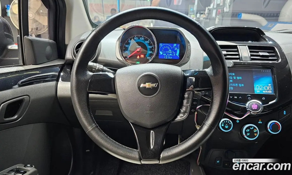 Chevrolet Spark 2015 1.0 автомат (гидро), фото 19