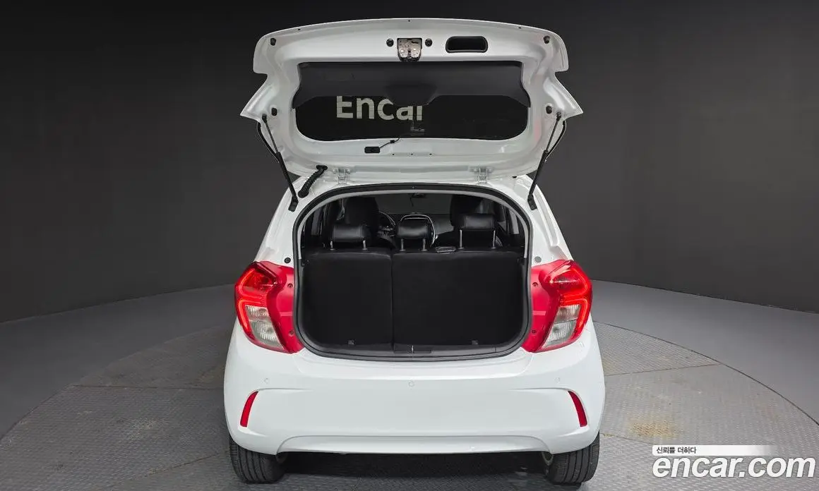 Chevrolet Spark 2016 1.0 автомат (гидро), фото 19