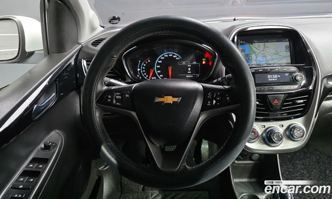 Chevrolet Spark 2017 1.0 автомат (гидро), фото 21