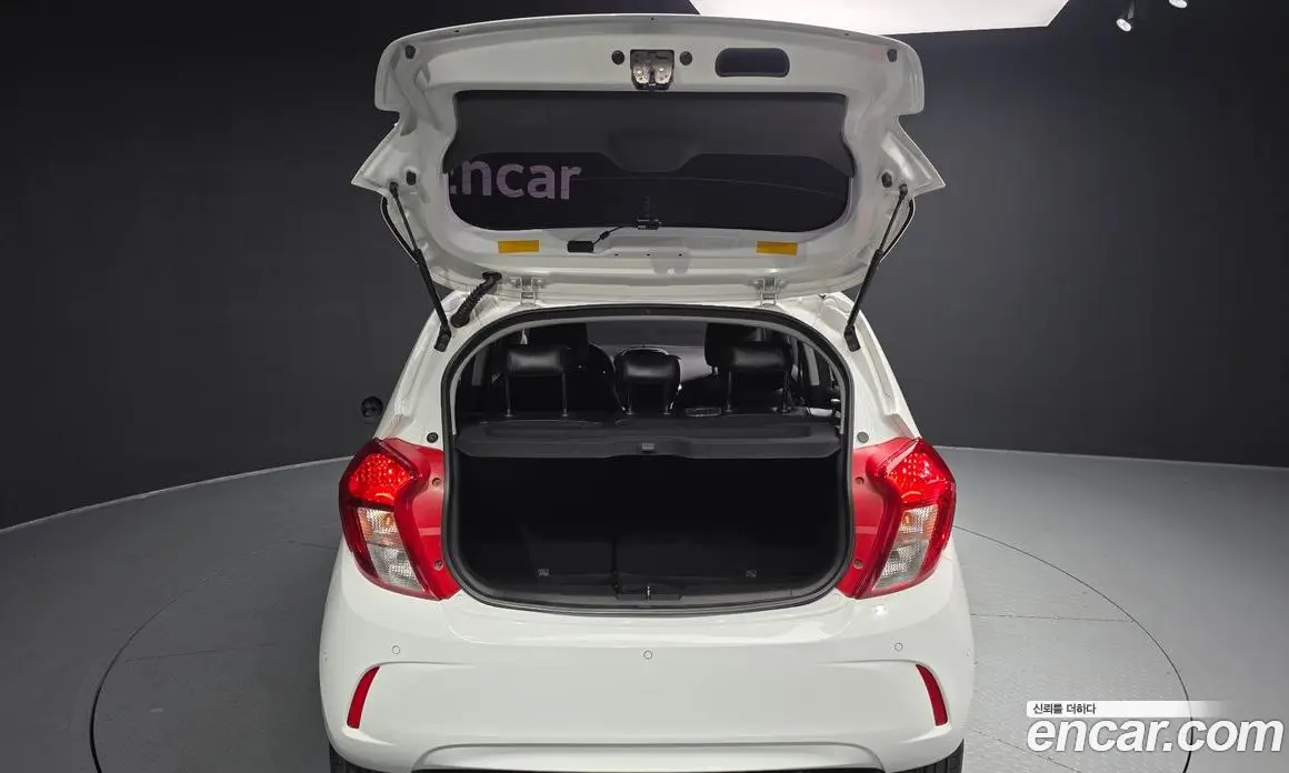 Chevrolet Spark 2017 1.0 автомат (гидро), фото 26