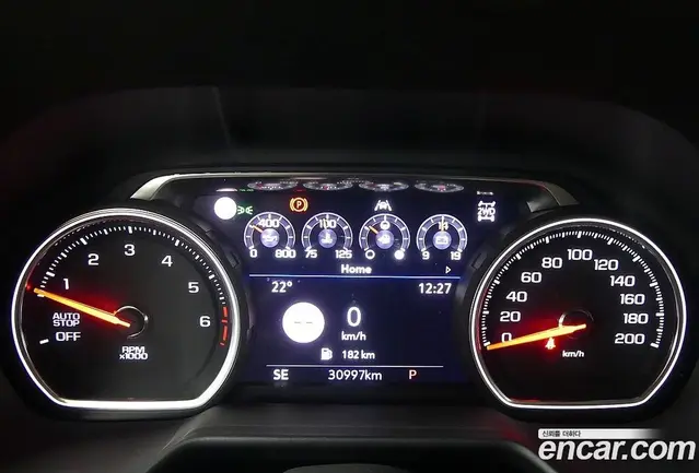 Chevrolet Surburban 2021 6.2 автомат (гидро), миниатюра 8