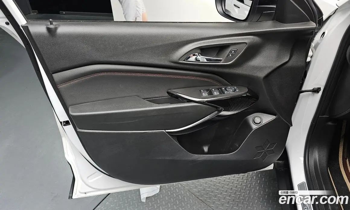 Chevrolet Trax 2023 1.2 автомат (гидро), фото 13