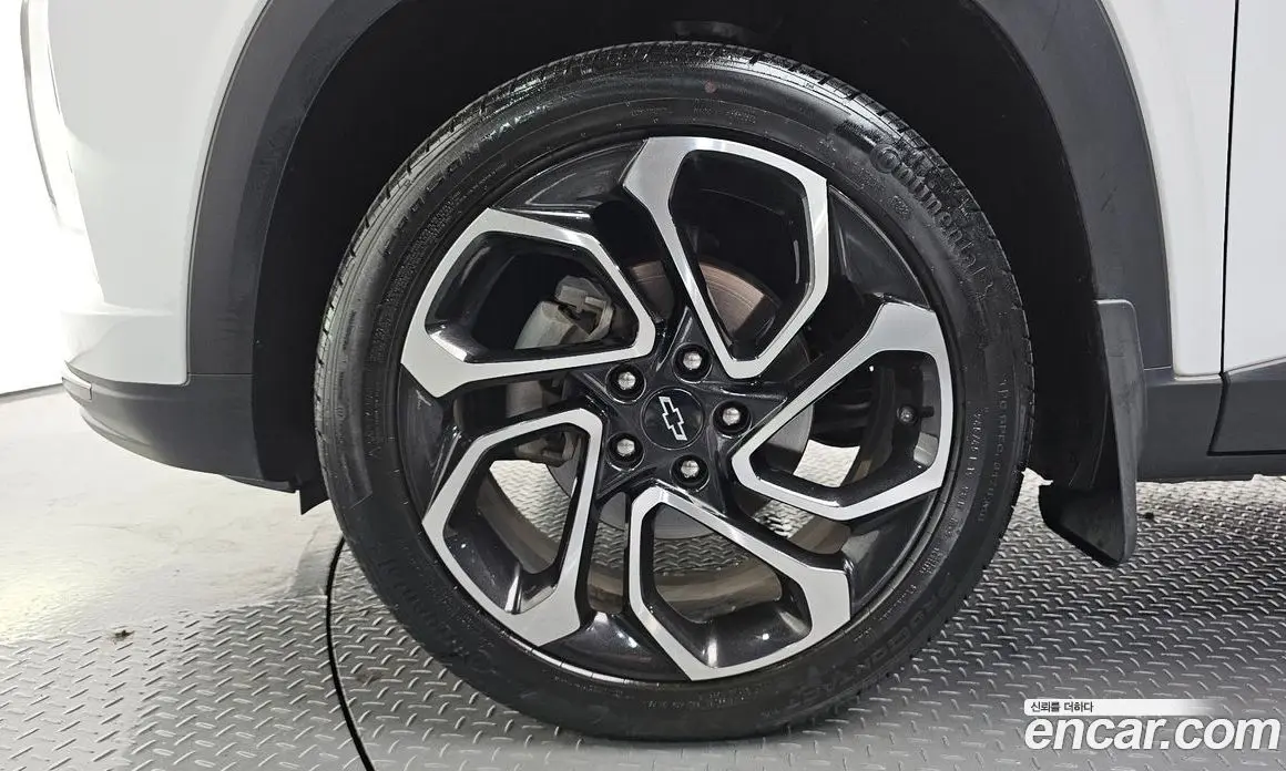 Chevrolet Trax 2023 1.2 автомат (гидро), фото 4