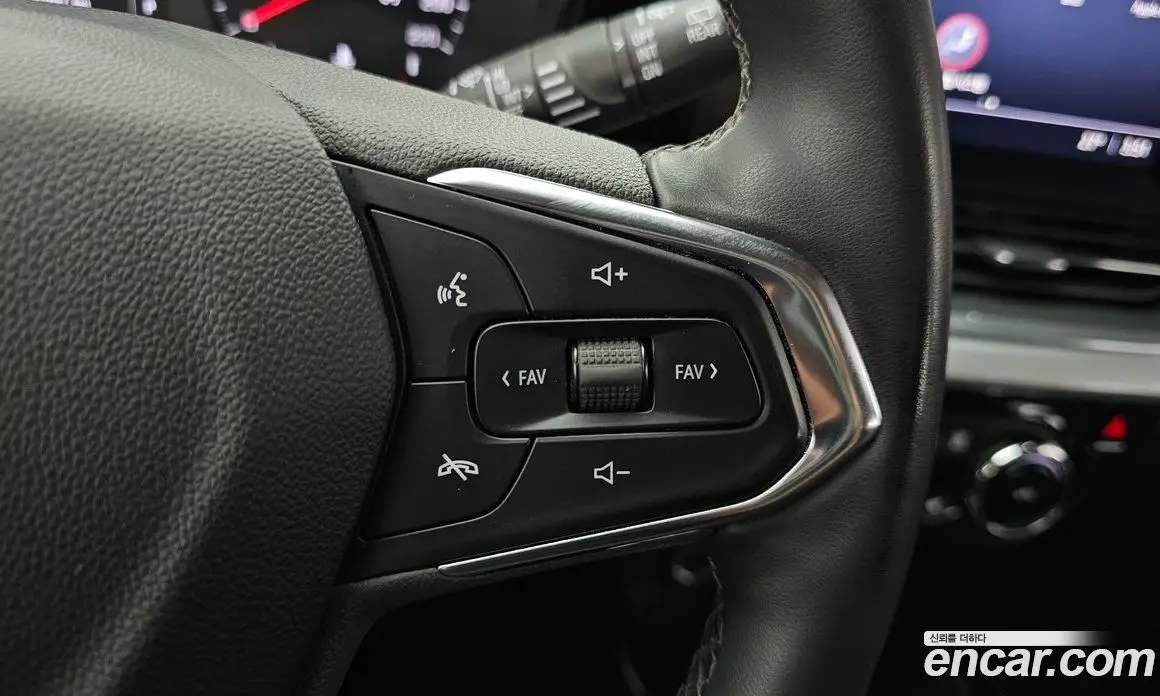 Chevrolet Trax 2024 1.2 автомат (гидро), фото 28