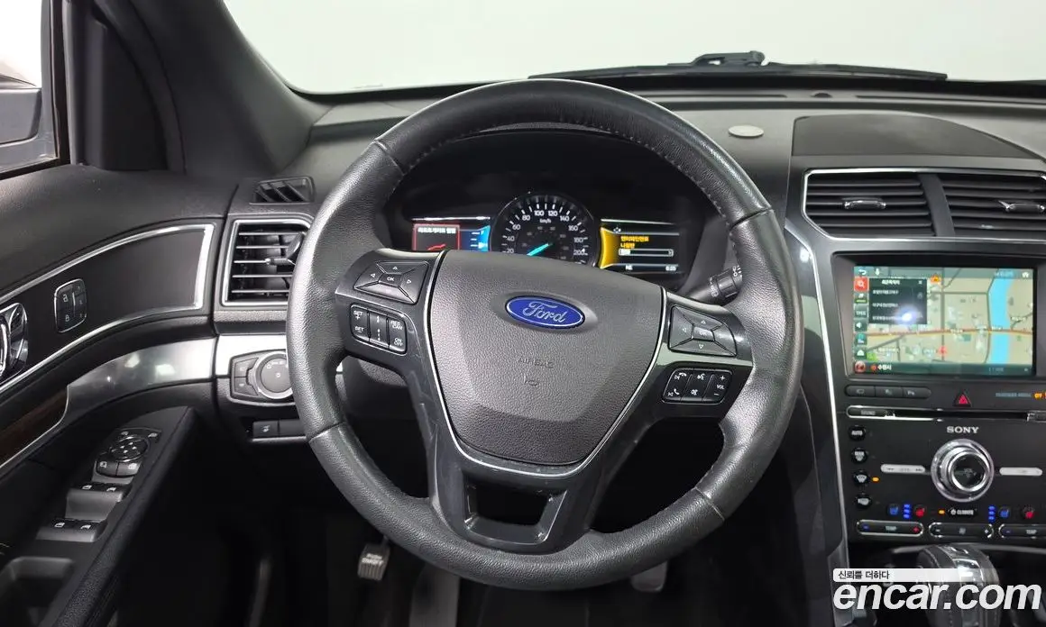 Ford Explorer 2018 2.3 автомат (гидро), фото 13