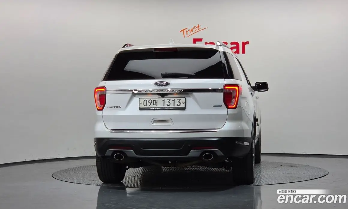 Ford Explorer 2018 2.3 автомат (гидро), фото 4