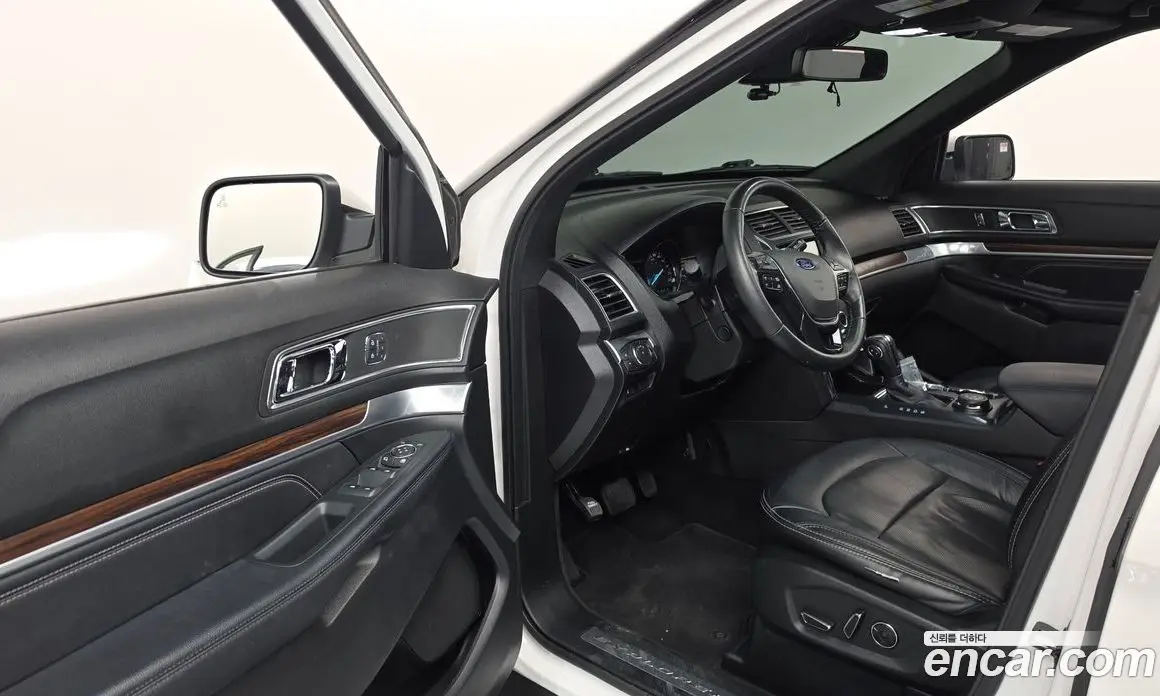 Ford Explorer 2018 2.3 автомат (гидро), фото 10