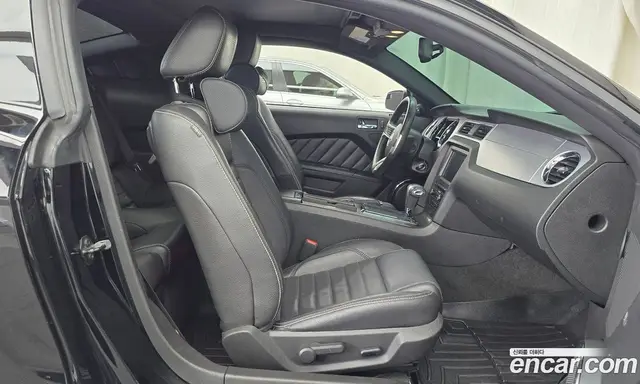 Ford Mustang 2010 3.7 автомат (гидро), миниатюра 11