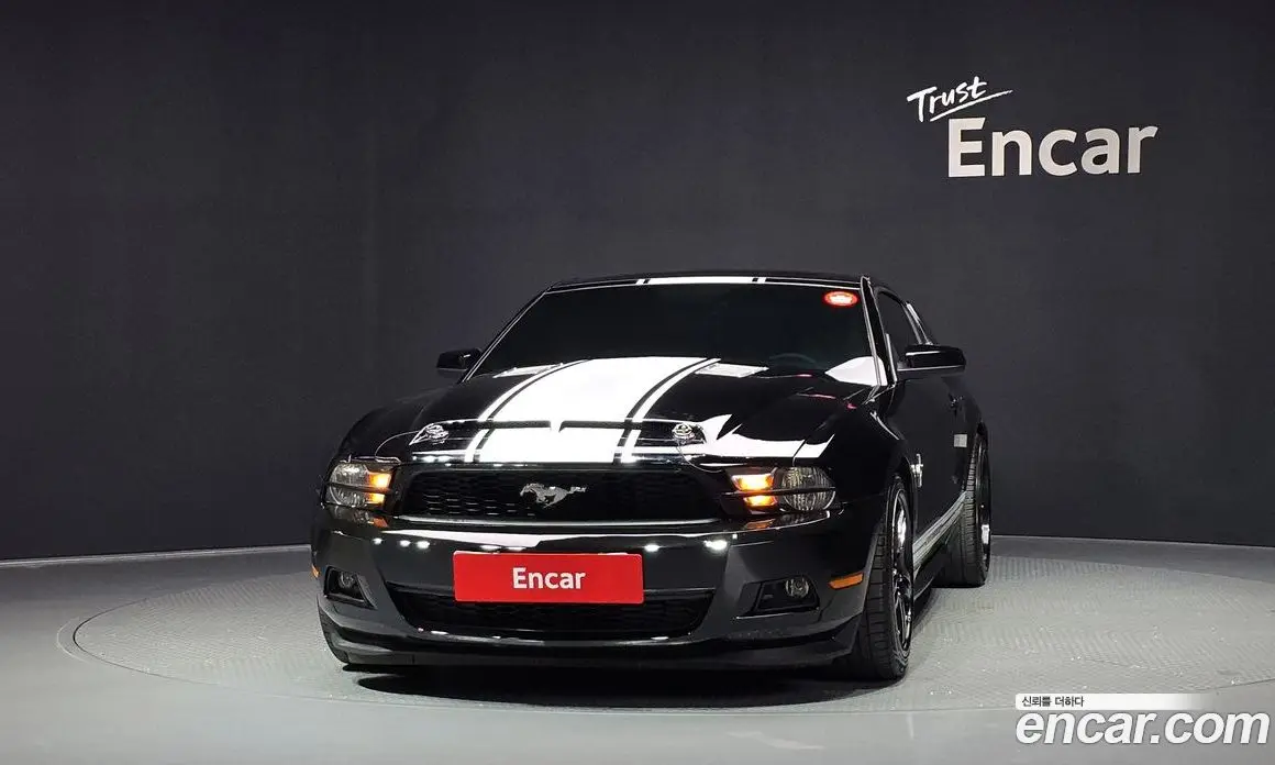 Ford Mustang 2010 3.7 автомат (гидро), фото 3