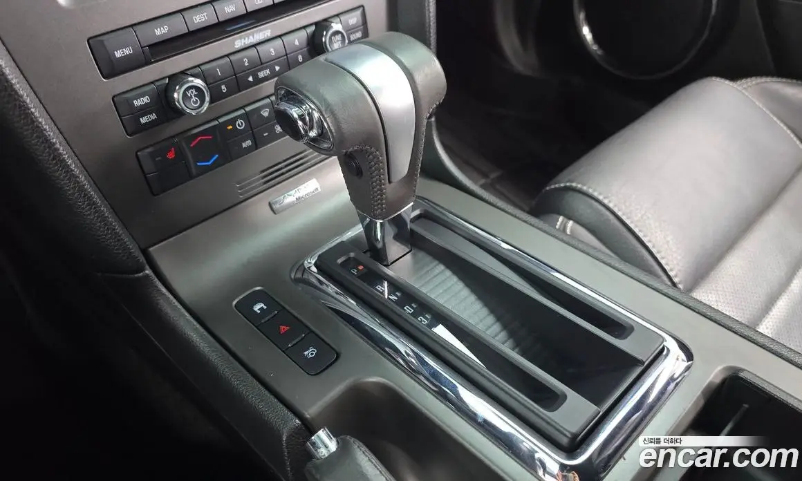 Ford Mustang 2010 3.7 автомат (гидро), фото 9
