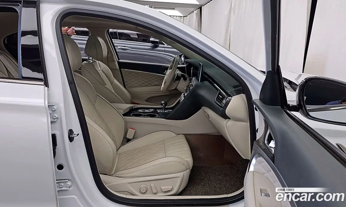 Genesis G70 2020 3.3 автомат (гидро), фото 17