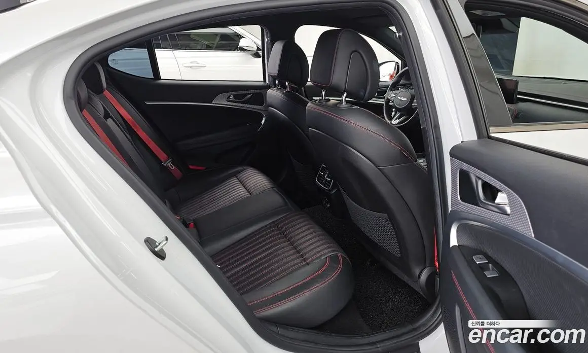 Genesis G70 2021 2.0 автомат (гидро), фото 17
