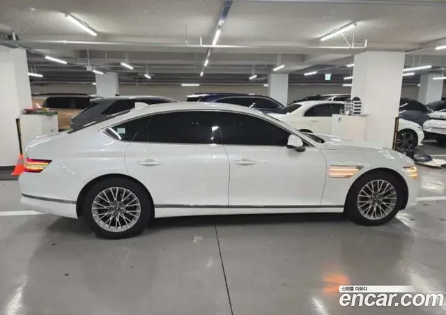 Genesis G80 2023 2.5 автомат (гидро), миниатюра 6